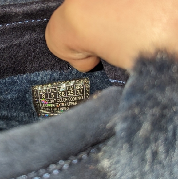 NWOT Skechers Bobs Alpine Leather Faux Fur Lace Up Ankle Booties Boots 8 - Picture 8 of 8